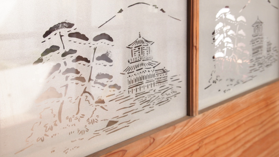 2階和室障子したの堀ガラス